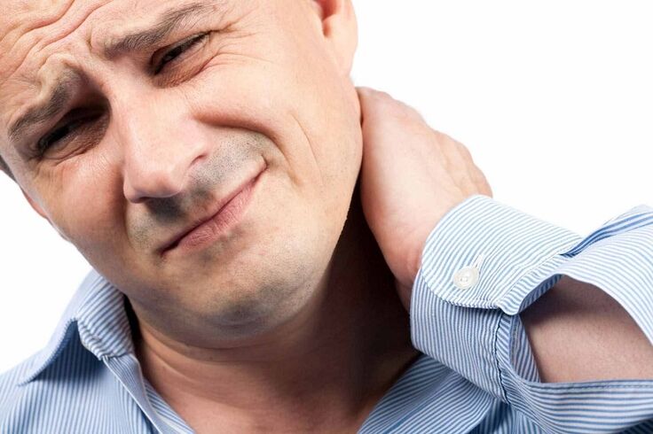Dolor de cuello debido a osteocondrosis.